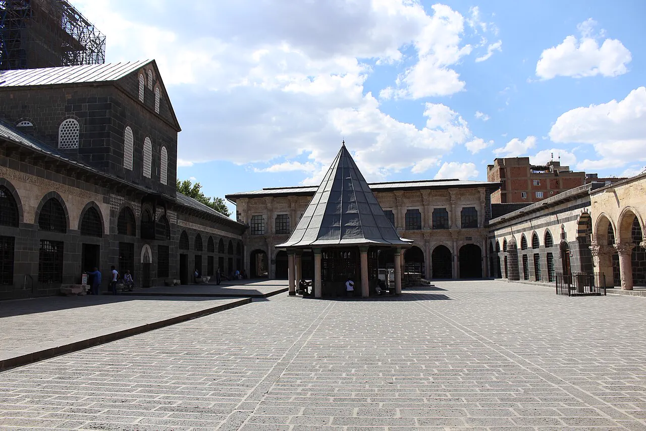 Diyarbakır Ulu Camii